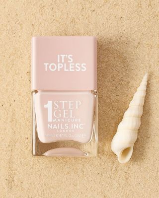 Nové barvičky laků právě skladem!💅 Představujeme naši revoluční kategorii laků: It’s Topless!💘 Jedna lahvička, čtyři...